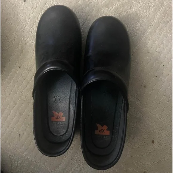 Dansko - Picture 1 of 2